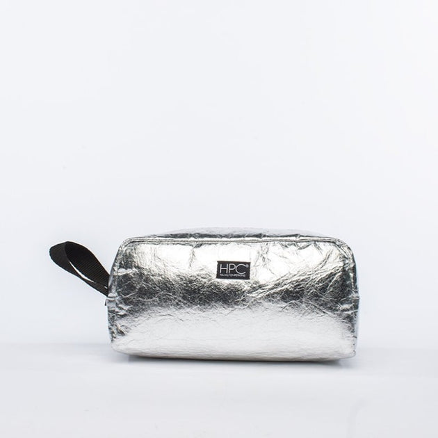 Earth Kit Jumbo, Silver Pinatex (Upcycled Billboard Bags)