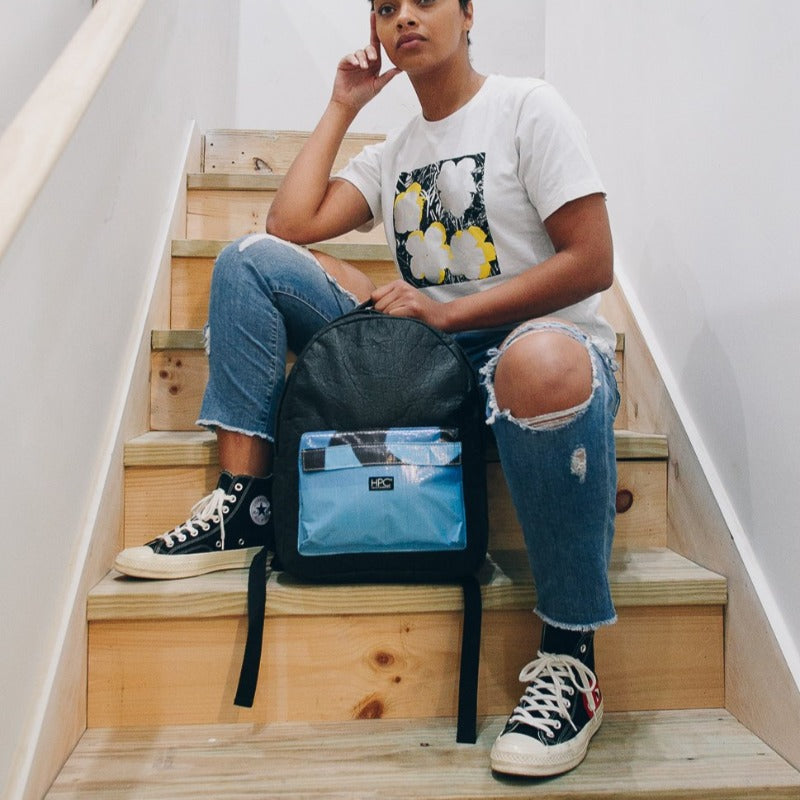 Earth Bag Standard, Black Pinatex (Upcycled Billboard Bags